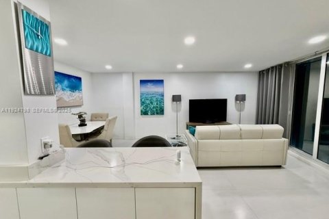 Copropriété à louer à Miami Beach, Floride: 1 chambre, 63.17 m2 № 1988066 - photo 16