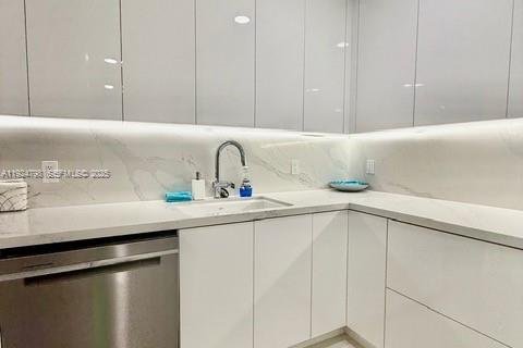 Copropriété à louer à Miami Beach, Floride: 1 chambre, 63.17 m2 № 1988066 - photo 3