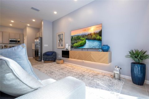 Touwnhouse à vendre à Orlando, Floride: 5 chambres, 180.88 m2 № 1901446 - photo 24