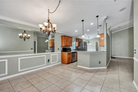 Villa ou maison à louer à Orlando, Floride: 3 chambres, 147.06 m2 № 2380834 - photo 10