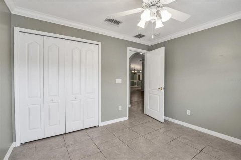 Villa ou maison à louer à Orlando, Floride: 3 chambres, 147.06 m2 № 2380834 - photo 17