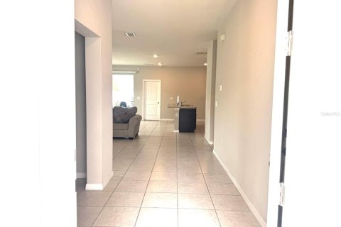 Villa ou maison à louer à Kissimmee, Floride: 3 chambres, 176.05 m2 № 2099046 - photo 4
