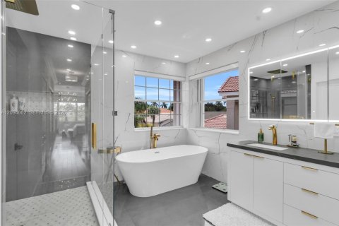 Casa en venta en Miramar, Florida, 5 dormitorios, 281.87 m2 № 2382710 - foto 24