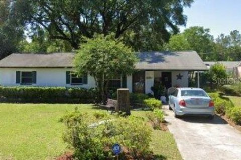 House in Ocala, Florida 3 bedrooms, 89.19 sq.m. № 1905688 - photo 1