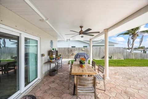 House in Saint Petersburg, Florida 4 bedrooms, 218.78 sq.m. № 1761110 - photo 26