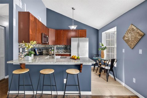 Villa ou maison à louer à Palm Harbor, Floride: 2 chambres, 74.04 m2 № 2418533 - photo 6