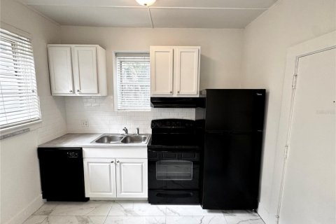 Appartement à louer à Orlando, Floride: 2 chambres, 106.84 m2 № 2408435 - photo 11