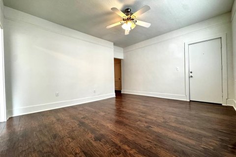 Appartement à louer à Orlando, Floride: 2 chambres, 106.84 m2 № 2408435 - photo 4
