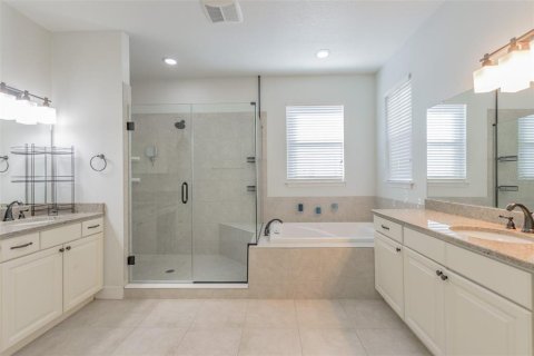 Villa ou maison à vendre à Tampa, Floride: 4 chambres, 290.6 m2 № 2144445 - photo 6