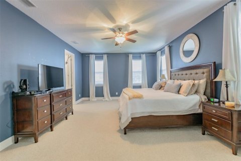 Villa ou maison à vendre à Tampa, Floride: 4 chambres, 290.6 m2 № 2144445 - photo 4