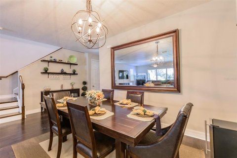 Villa ou maison à vendre à Tampa, Floride: 4 chambres, 290.6 m2 № 2144445 - photo 10