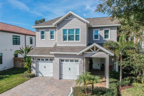 Casa en Tampa, Florida 4 dormitorios, 290.6 m2 № 2144445