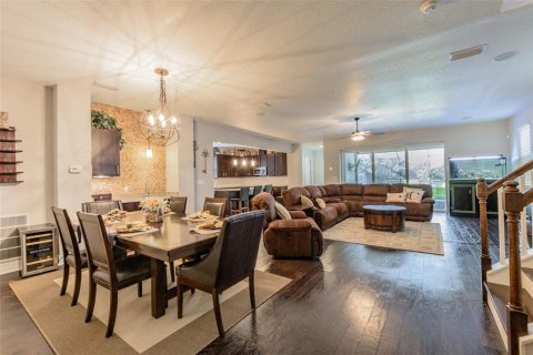 Villa ou maison à vendre à Tampa, Floride: 4 chambres, 290.6 m2 № 2144445 - photo 13