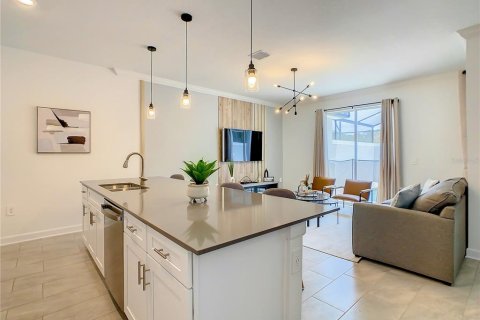 Adosado en alquiler en Kissimmee, Florida, 4 dormitorios, 176.7 m2 № 1915834 - foto 12