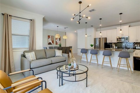 Adosado en alquiler en Kissimmee, Florida, 4 dormitorios, 176.7 m2 № 1915834 - foto 20