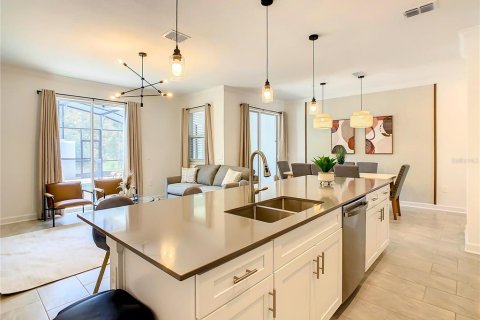 Adosado en alquiler en Kissimmee, Florida, 4 dormitorios, 176.7 m2 № 1915834 - foto 17