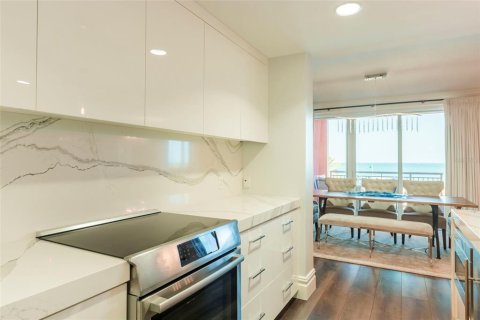 Apartment in Clearwater, Florida 3 bedrooms, 251.3 sq.m. № 1735429 - photo 12