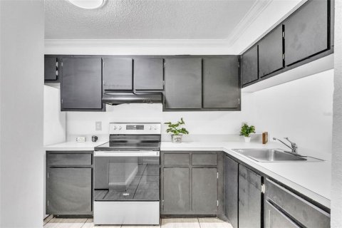 Снять в аренду квартиру в Кэсселберри, Флорида 4 комнаты, 71.16м2, № 1901154 - фото 5