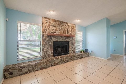 House in Mulberry, Florida 3 bedrooms, 158.58 sq.m. № 1910499 - photo 4