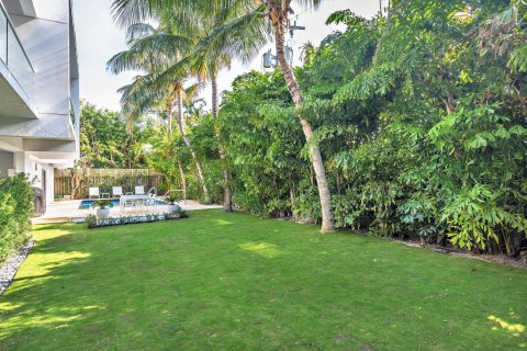 Casa en alquiler en Palm Beach, Florida, 4 dormitorios, 296.73 m2 № 1221282 - foto 1