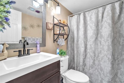 Купить кондоминиум в Дирфилд-Бич, Флорида 1 спальня, 55.09м2, № 1745762 - фото 3