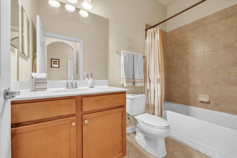 Condo in Bradenton, Florida, 2 bedrooms  № 2152021 - photo 25