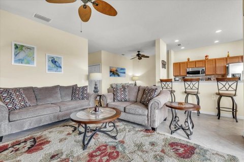 Condo in Bradenton, Florida, 2 bedrooms  № 2152021 - photo 7