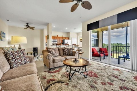 Condo in Bradenton, Florida, 2 bedrooms  № 2152021 - photo 8