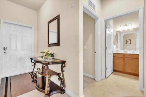 Condo in Bradenton, Florida, 2 bedrooms  № 2152021 - photo 26