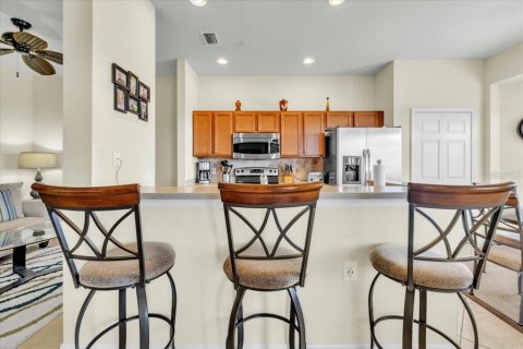 Condo in Bradenton, Florida, 2 bedrooms  № 2152021 - photo 9