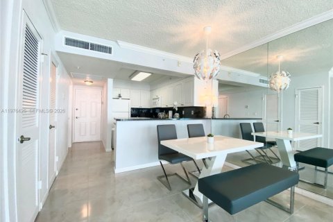 Снять в аренду кондоминиум в Холливуд, Флорида 51.1м2, № 2042867 - фото 15