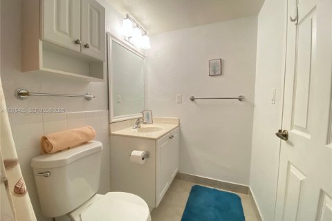 Снять в аренду кондоминиум в Холливуд, Флорида 51.1м2, № 2042867 - фото 7