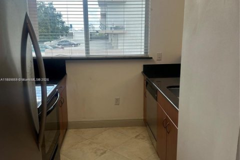 Condominio en venta en Miami, Florida, 1 dormitorio, 70.61 m2 № 1889955 - foto 4