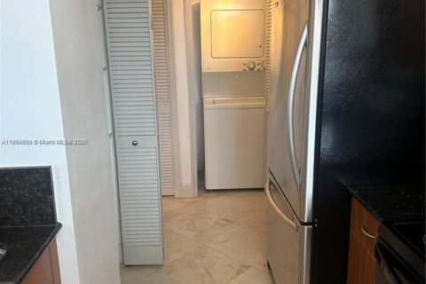 Condominio en venta en Miami, Florida, 1 dormitorio, 70.61 m2 № 1889955 - foto 6