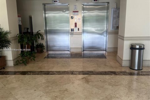 Condominio en venta en Miami, Florida, 1 dormitorio, 70.61 m2 № 1889955 - foto 28