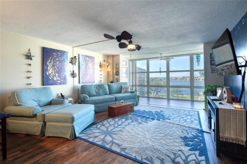Condominio en venta en Daytona Beach, Florida, 1 dormitorio, 76.18 m2 № 1519757 - foto 4