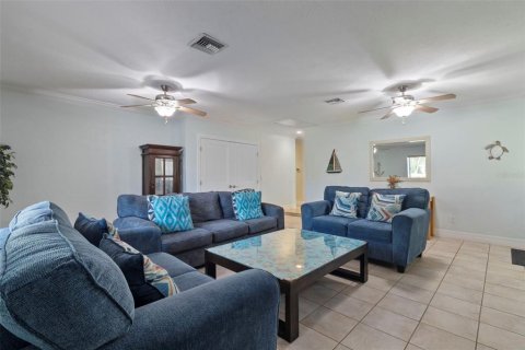 Casa en venta en Sarasota, Florida, 3 dormitorios, 247.21 m2 № 1918668 - foto 25