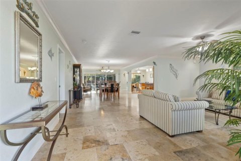 Casa en venta en Sarasota, Florida, 3 dormitorios, 247.21 m2 № 1918668 - foto 13
