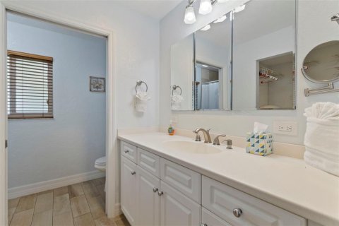 Casa en venta en Sarasota, Florida, 3 dormitorios, 247.21 m2 № 1918668 - foto 21