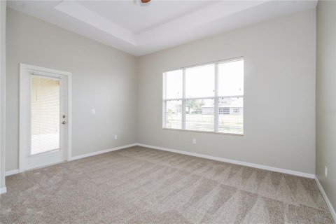 Villa ou maison à louer à New Port Richey, Floride: 4 chambres, 248.14 m2 № 1853915 - photo 5
