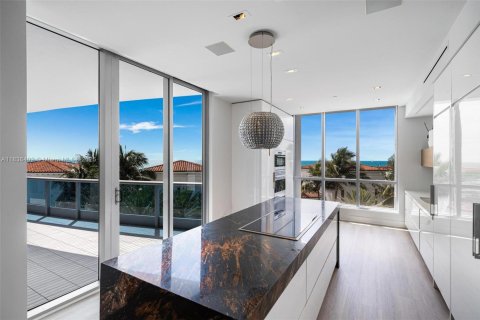 Condominio en venta en Miami Beach, Florida, 4 dormitorios, 353.68 m2 № 1830990 - foto 5