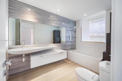 Condominio en venta en Miami Beach, Florida, 4 dormitorios, 353.68 m2 № 1830990 - foto 14