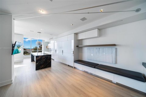 Condominio en venta en Miami Beach, Florida, 4 dormitorios, 353.68 m2 № 1830990 - foto 4