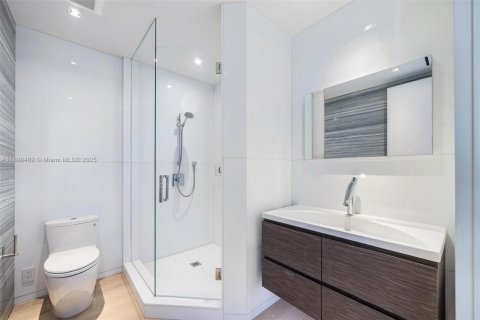 Condominio en venta en Miami Beach, Florida, 4 dormitorios, 353.68 m2 № 1830990 - foto 18