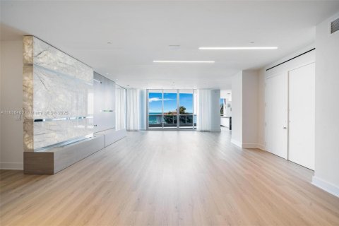 Condominio en venta en Miami Beach, Florida, 4 dormitorios, 353.68 m2 № 1830990 - foto 7