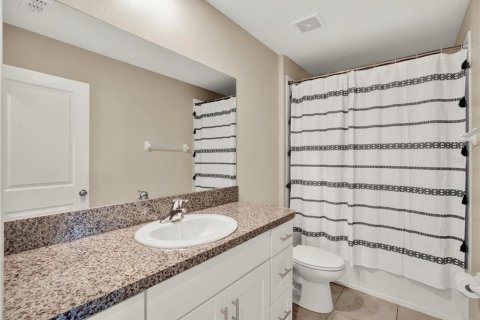 House in Wimauma, Florida 4 bedrooms, 177.81 sq.m. № 1690088 - photo 13