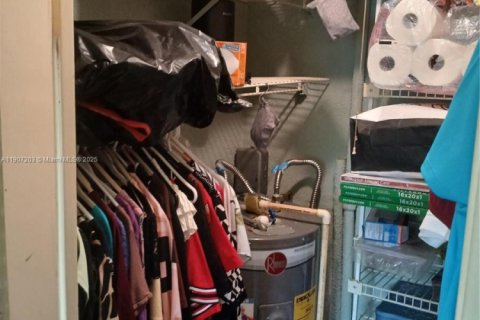 Copropriété à vendre à Fort Lauderdale, Floride: 2 chambres, 78.97 m2 № 1963486 - photo 11