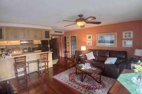 Copropriété à vendre à Fort Lauderdale, Floride: 2 chambres, 78.97 m2 № 1963486 - photo 6