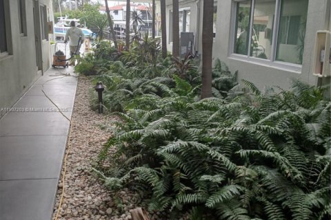 Copropriété à vendre à Fort Lauderdale, Floride: 2 chambres, 78.97 m2 № 1963486 - photo 27