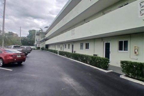 Copropriété à vendre à Fort Lauderdale, Floride: 2 chambres, 78.97 m2 № 1963486 - photo 28